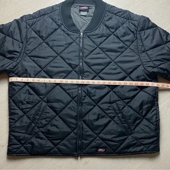 Dickies Diamond Quilted Puffer - Picture 10 of 11
